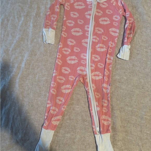 Little Sleepies bundle - Picture 5 of 14